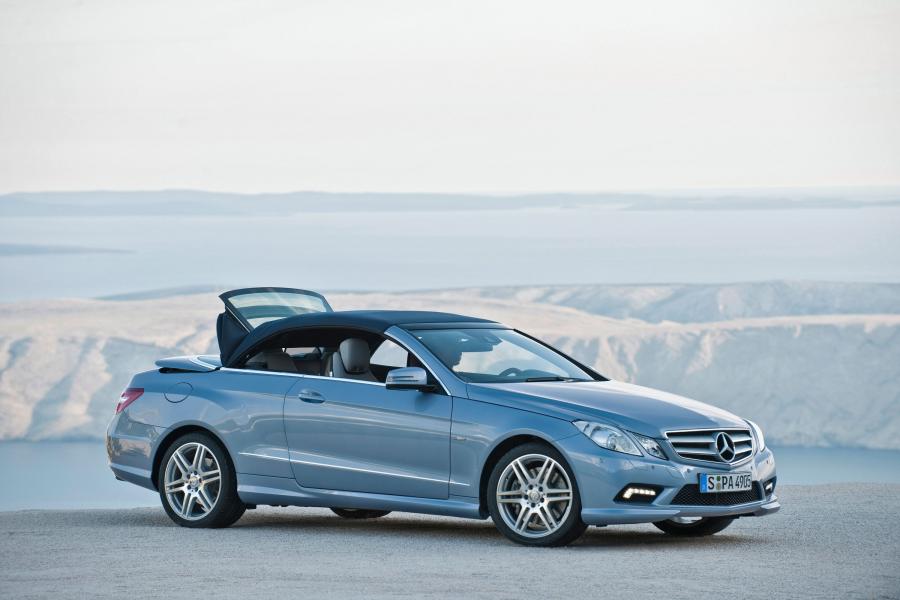  Mercedes-Benz E-Class Cabriolet 2010 года  (фото 37 из 143)